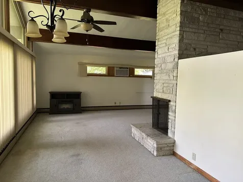 432 North Freedom Lena IL 61048
