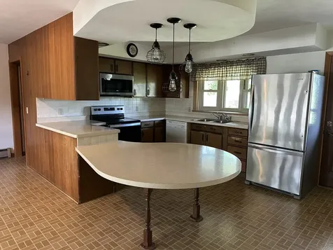 432 North Freedom Lena IL 61048