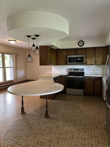 432 North Freedom Lena IL 61048