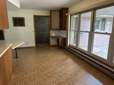 432 North Freedom Lena IL 61048