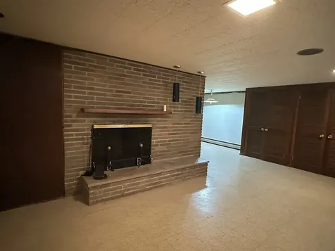 432 North Freedom Lena IL 61048