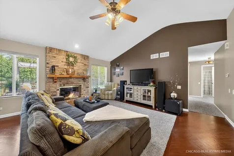 1148 Sawmill Lane Algonquin IL 60102