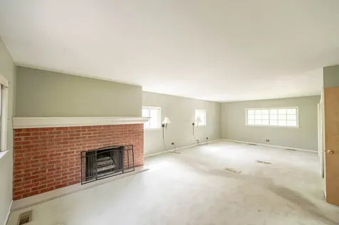 1227 Lynn Terrace Highland Park IL 60035