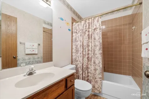 63 Jericho Lane Batavia IL 60510