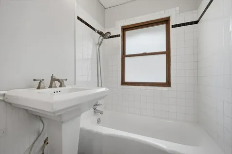 215 Willard Avenue Bloomington IL 61701