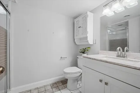 215 Willard Avenue Bloomington IL 61701