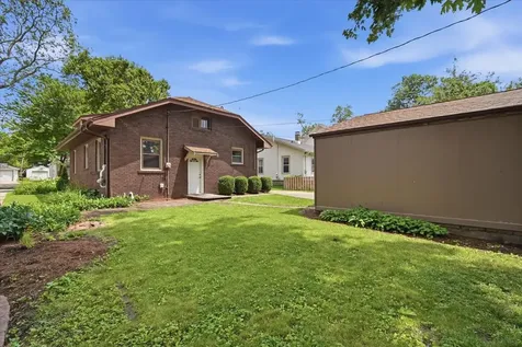 215 Willard Avenue Bloomington IL 61701