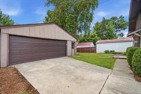 215 Willard Avenue Bloomington IL 61701