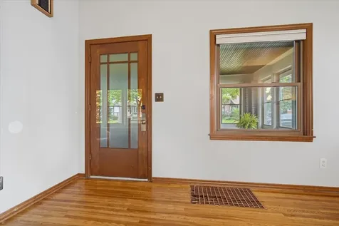 215 Willard Avenue Bloomington IL 61701