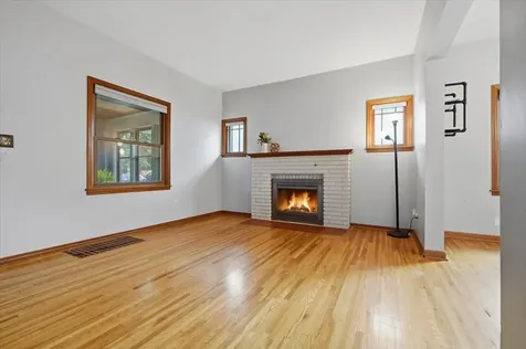 215 Willard Avenue Bloomington IL 61701