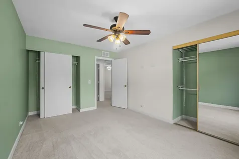 7 Greystone Court Streamwood IL 60107