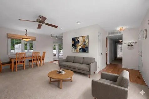 7 Greystone Court Streamwood IL 60107