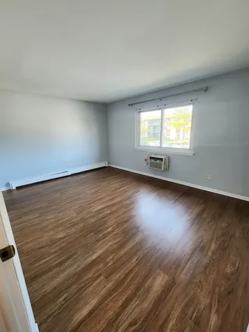 1085 Knoll Lane Hoffman Estates IL 60194