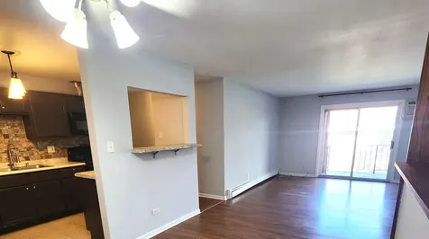 1085 Knoll Lane Hoffman Estates IL 60194