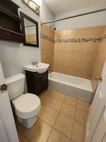 1085 Knoll Lane Hoffman Estates IL 60194