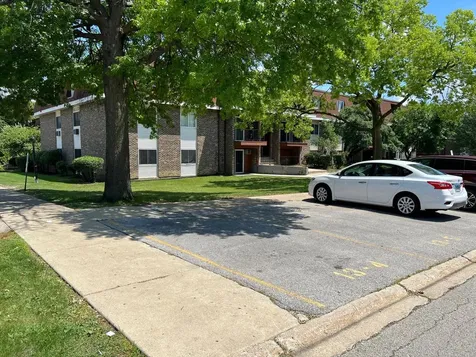 1085 Knoll Lane Hoffman Estates IL 60194