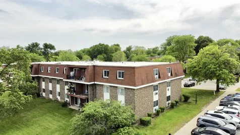 1085 Knoll Lane Hoffman Estates IL 60194