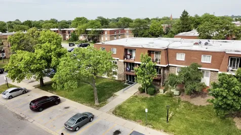 1085 Knoll Lane Hoffman Estates IL 60194