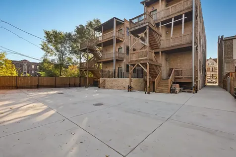 442 East 48th Street Chicago IL 60615