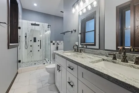 442 East 48th Street Chicago IL 60615