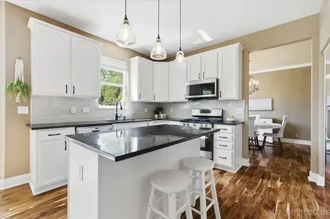 1291 Mcdole Drive Sugar Grove IL 60554