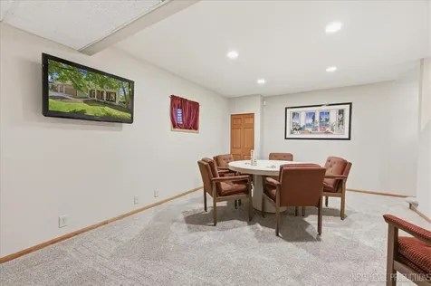 1291 Mcdole Drive Sugar Grove IL 60554