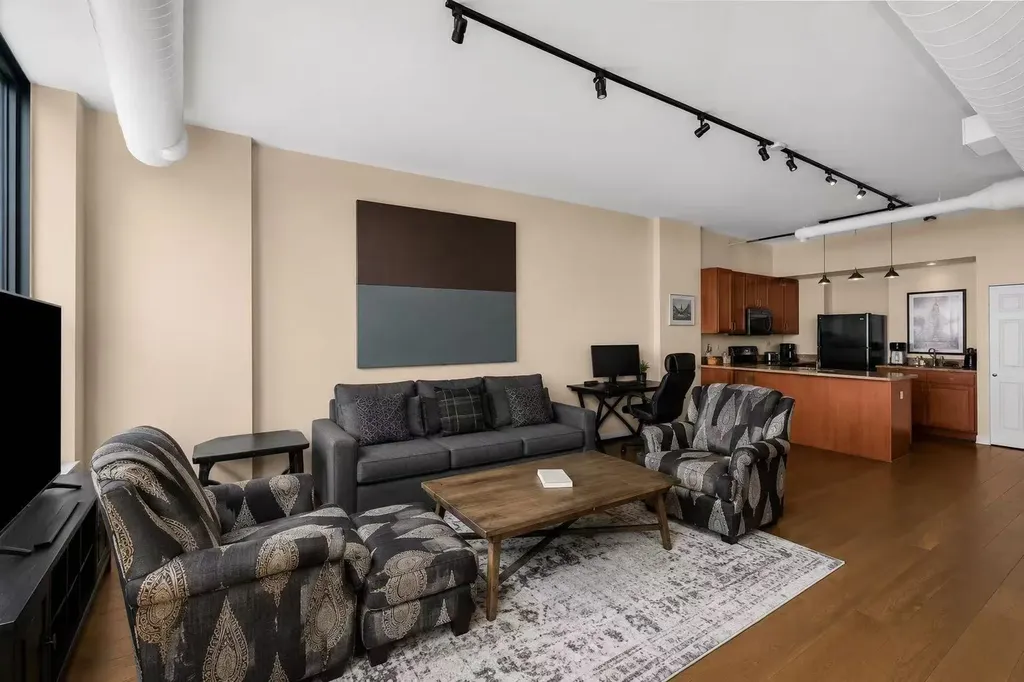 400 West Ontario Street Chicago IL 60654