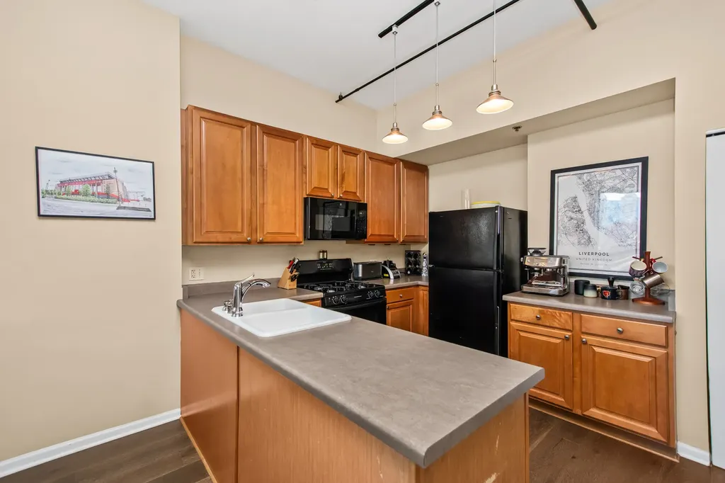 400 West Ontario Street Chicago IL 60654