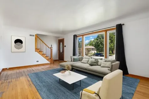 14620 South Short Street Posen IL 60469