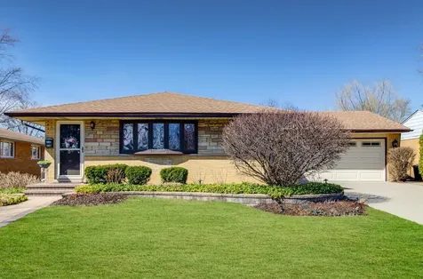 656 Jon Lane Des Plaines IL 60016