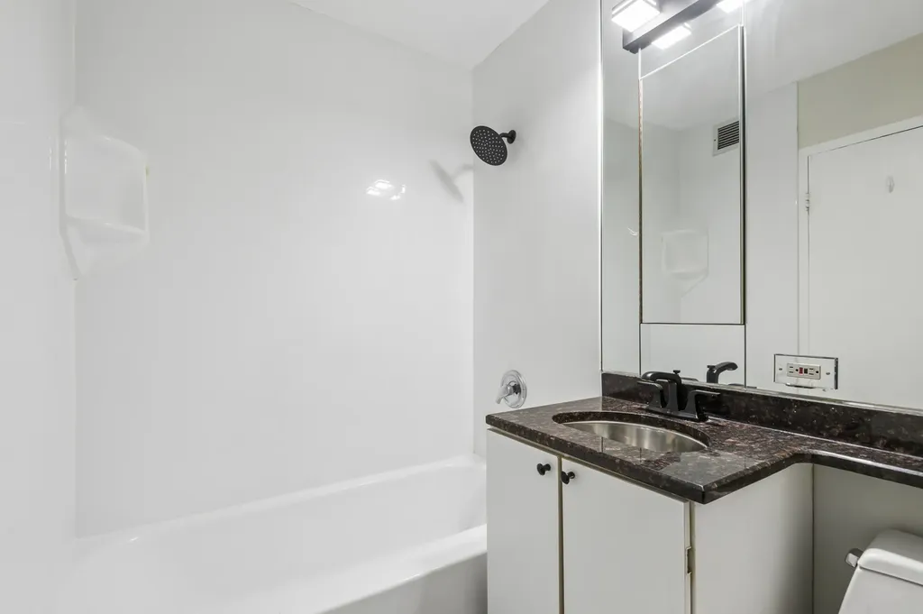 1445 North State Parkway Chicago IL 60610