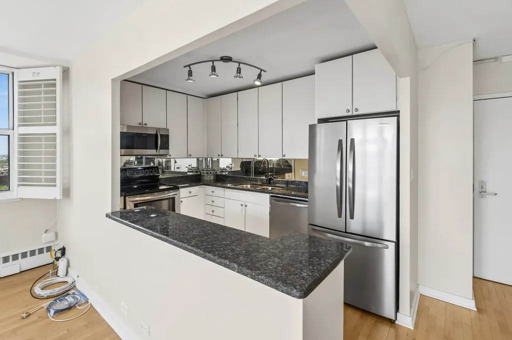 1445 North State Parkway Chicago IL 60610