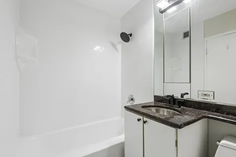 1445 North State Parkway Chicago IL 60610