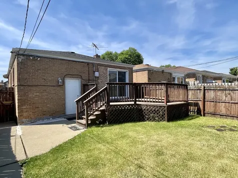 6840 West 64th Street Chicago IL 60638