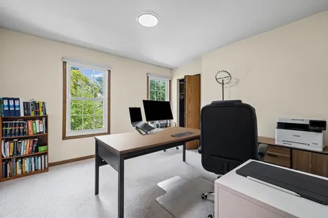 281 Tyler Court Libertyville IL 60048