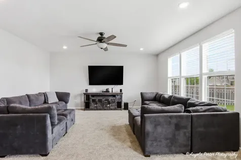 6828 Galway Drive Mchenry IL 60050