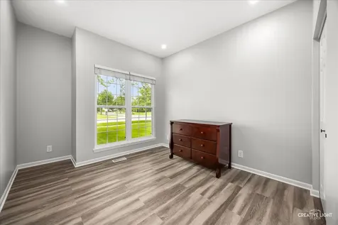 427 Barnaby Drive Oswego IL 60543