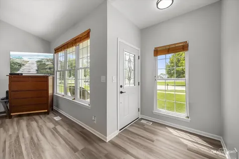 427 Barnaby Drive Oswego IL 60543