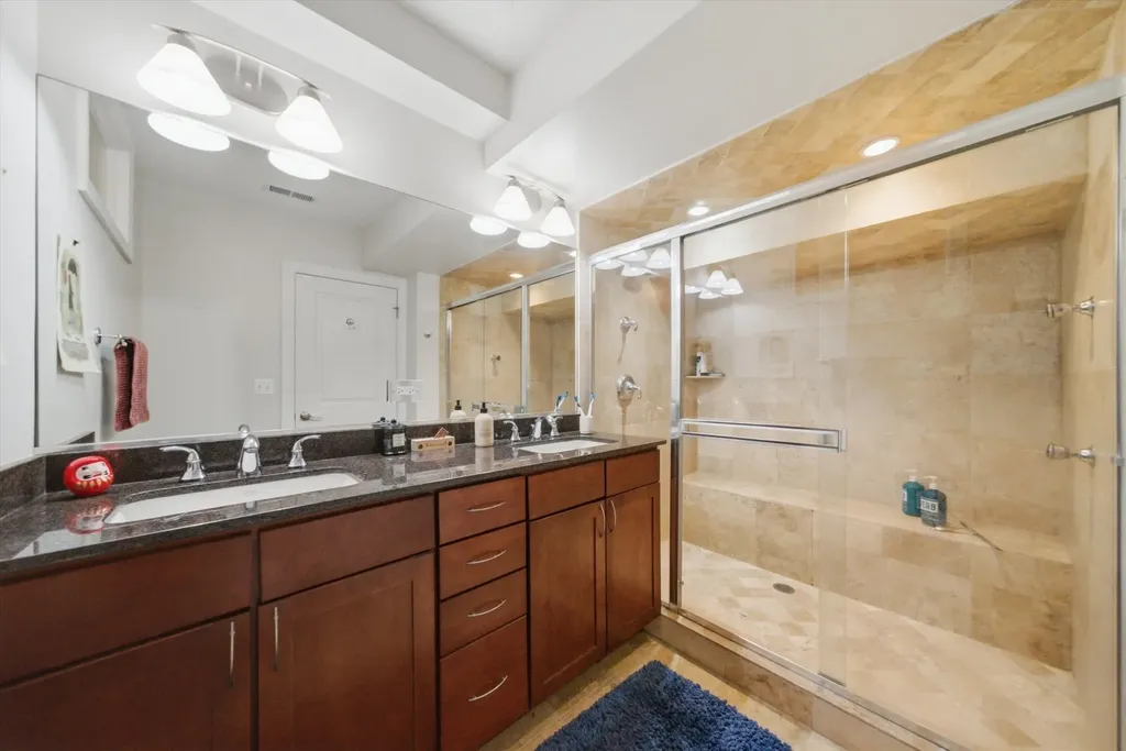 2013 West Crystal Street Chicago IL 60622