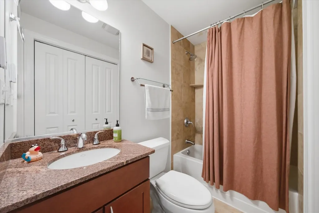 2013 West Crystal Street Chicago IL 60622