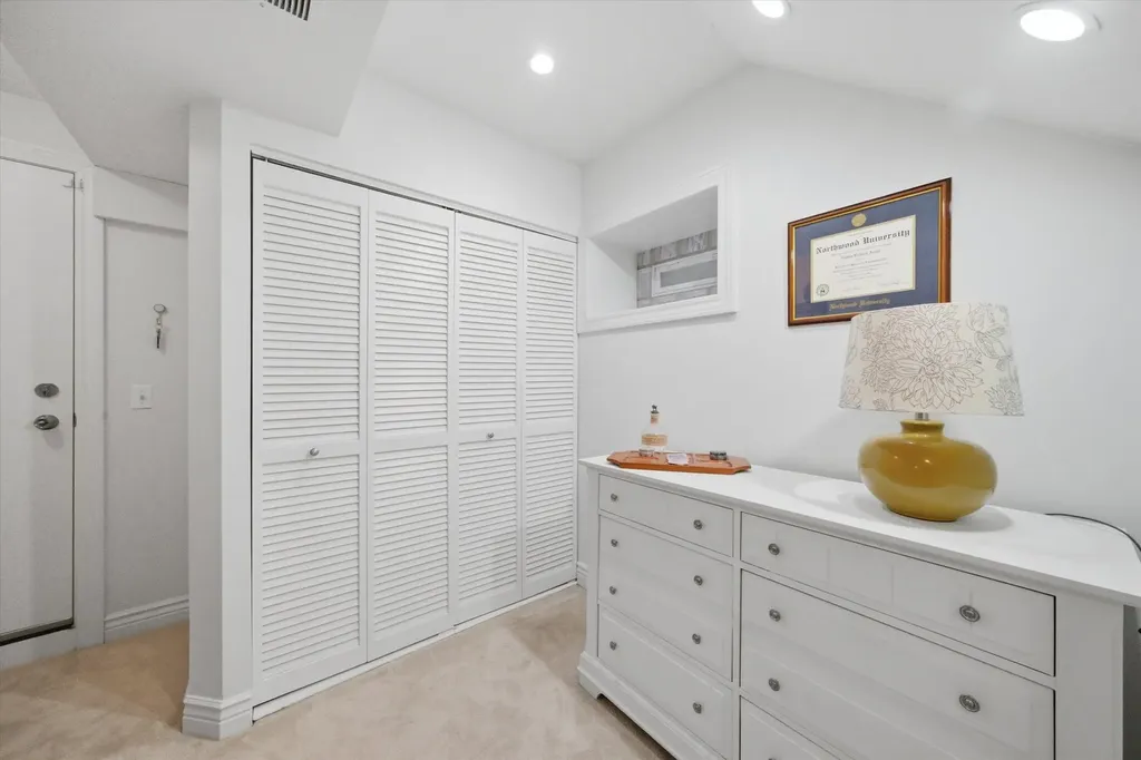 2013 West Crystal Street Chicago IL 60622