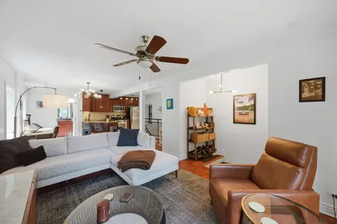 2013 West Crystal Street Chicago IL 60622