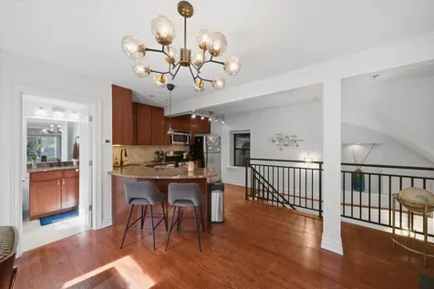 2013 West Crystal Street Chicago IL 60622