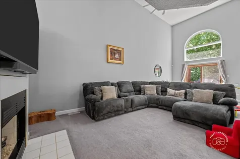 4228 Caribou Court Joliet IL 60431