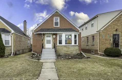 2504 Leyden Avenue River Grove IL 60171