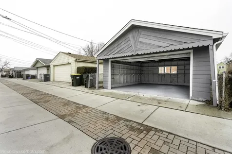 2504 Leyden Avenue River Grove IL 60171