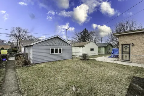 2504 Leyden Avenue River Grove IL 60171