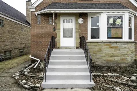 2504 Leyden Avenue River Grove IL 60171