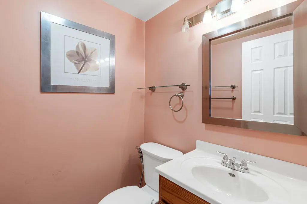 1727 West Estes Avenue Chicago IL 60626