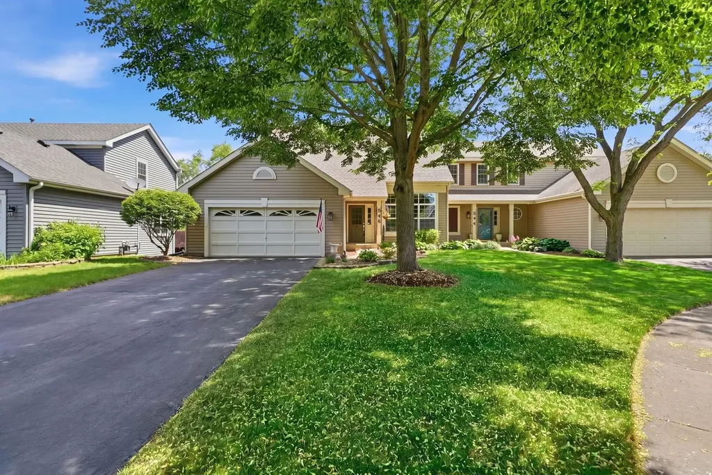 546 Tewksbury Circle Oswego IL 60543